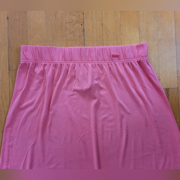 LEVI'S Women's Small Pink Long Skirt w/Elastic Waist - Picture 7 of 11